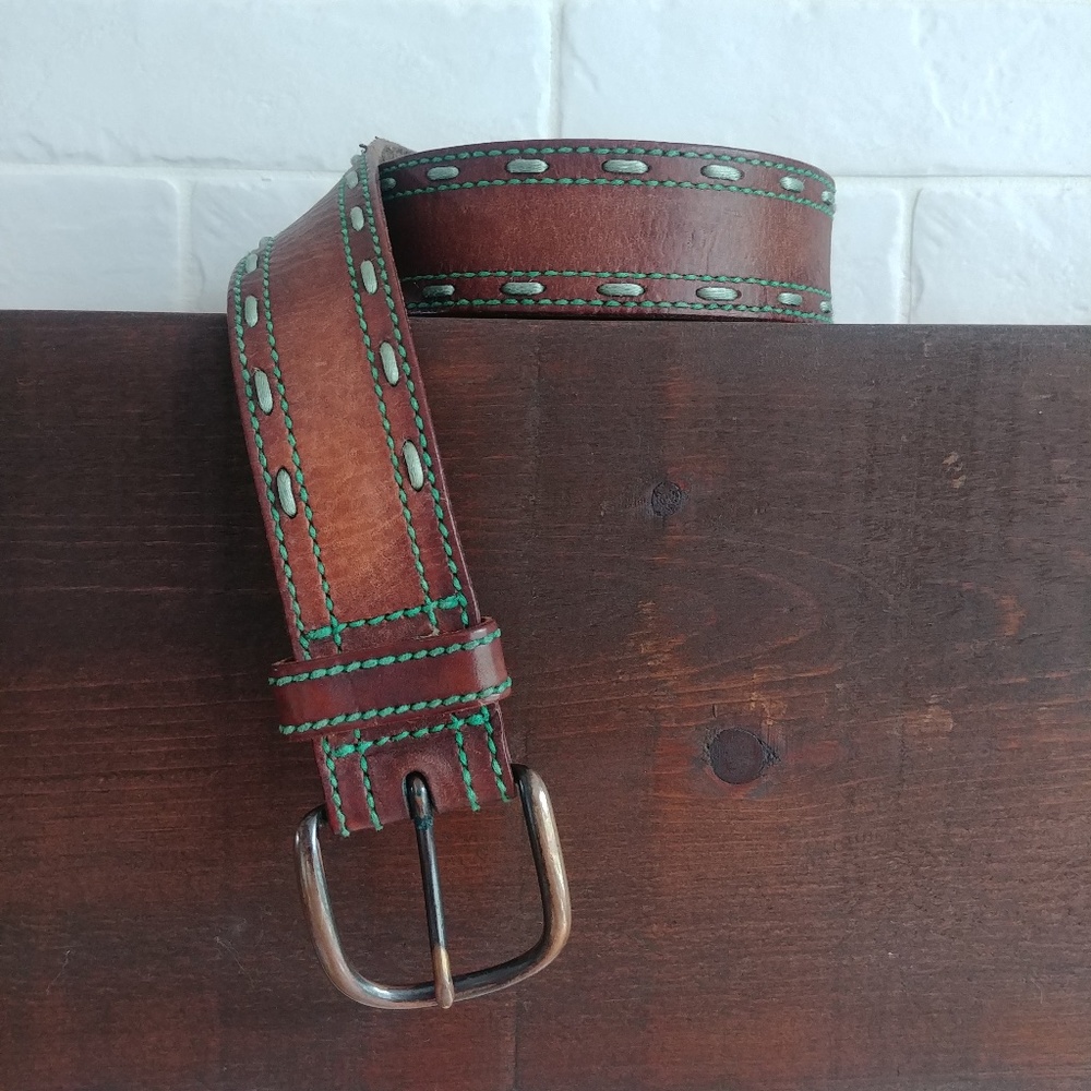 American Eagle real leather brown belt with visible green stitching M
